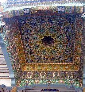 Расписной потолок 2-й мечети