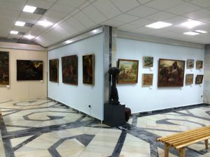 Экспозиция выставки А. Н. Волкова вмузее И. В. Савицкого в Нукусе-2