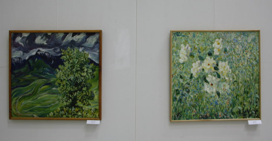 Йигитали Турсунназаров. Экспозиция Весна в горах. 2009, Белые цветы. 2010