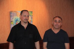Роман Чернего и Хуршид Зияханов в галерее Bonum Factum