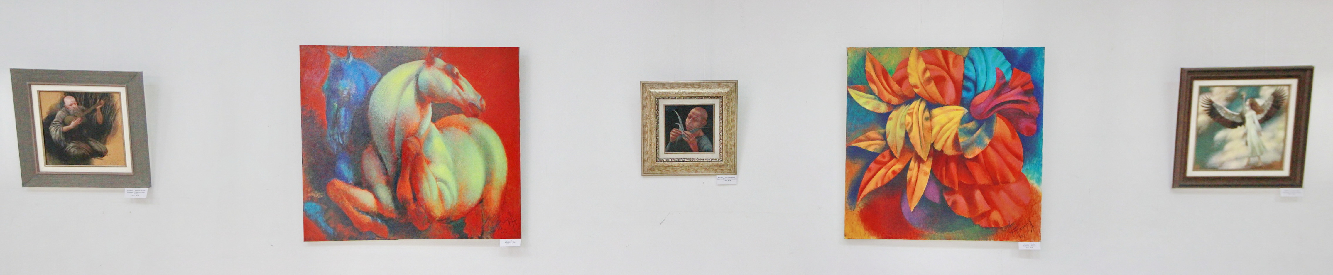 Экспозиция картин Каримова Тахира.