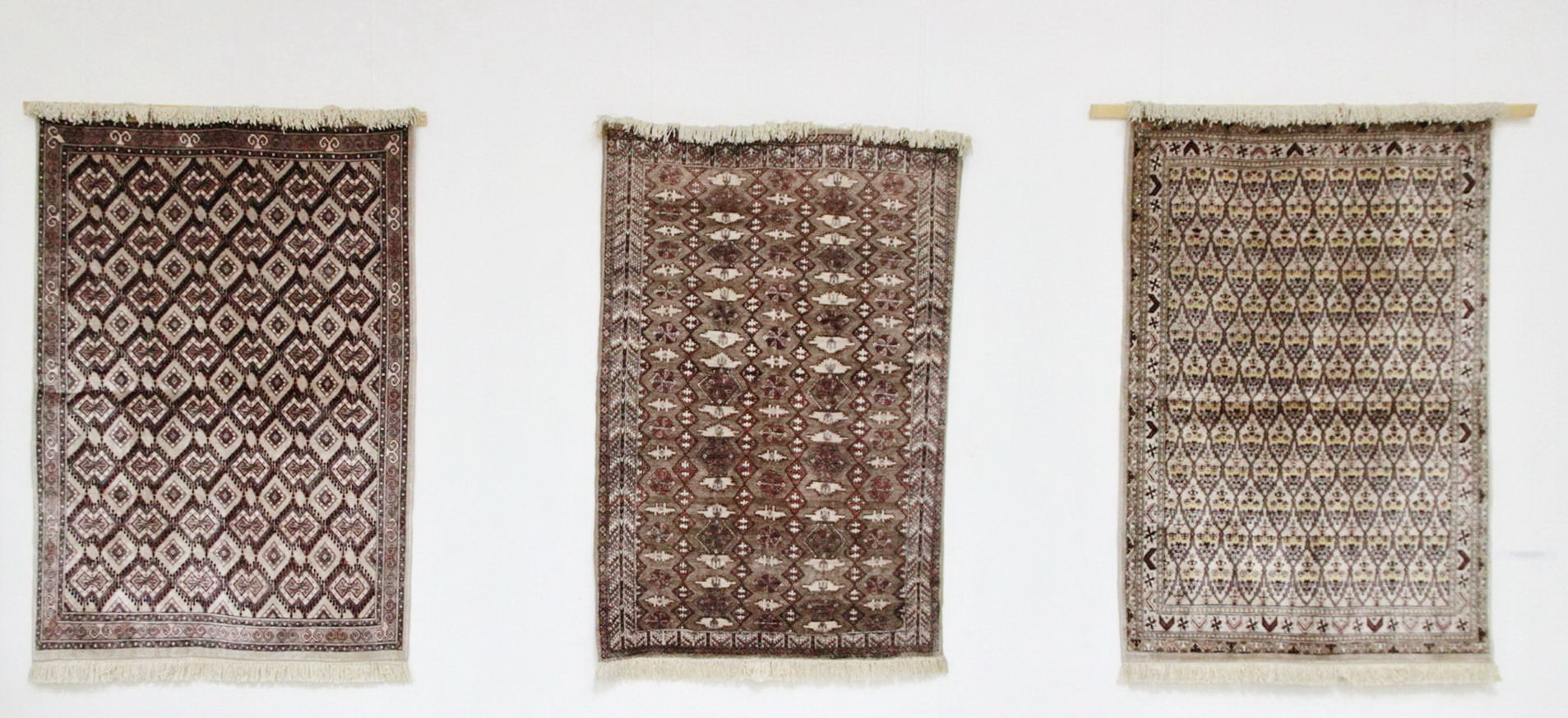 "Silk carpets" шёлковые ковры. Самарканд. Узбекистан