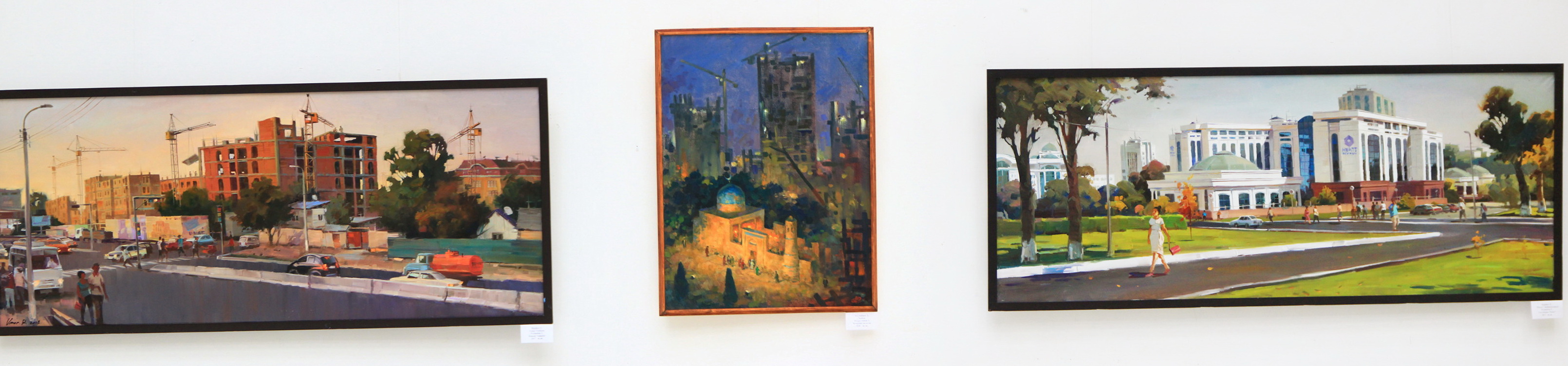 Экспозиция картин Умара Раджабова.